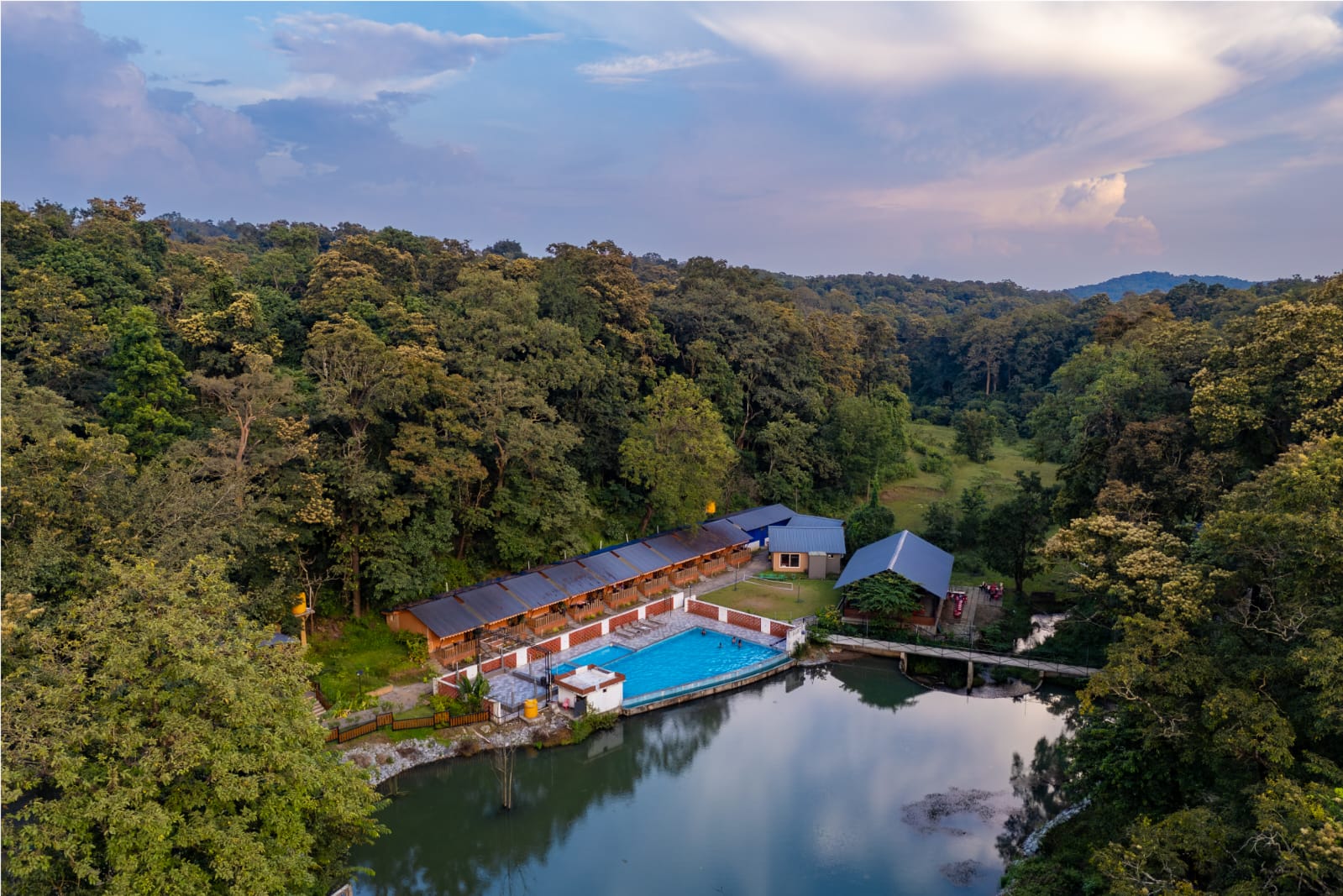 lake valley jungle resort