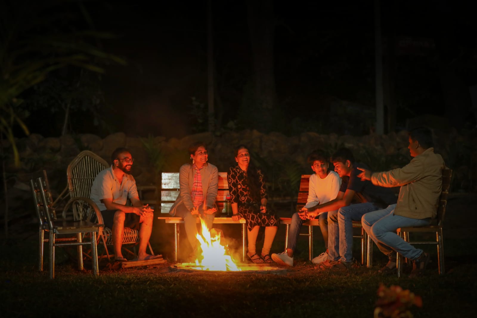 ANSH-RIVER-RESORT-CAMP-FIRE.jpg